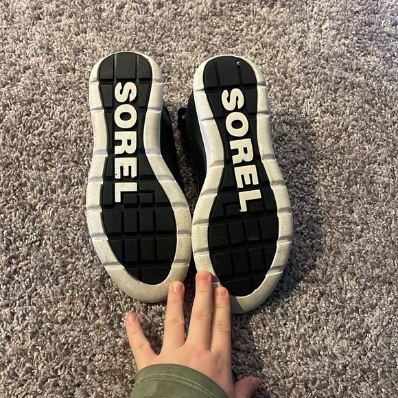 Sorel Black and White Women's Sandals - Picture 5 of 6